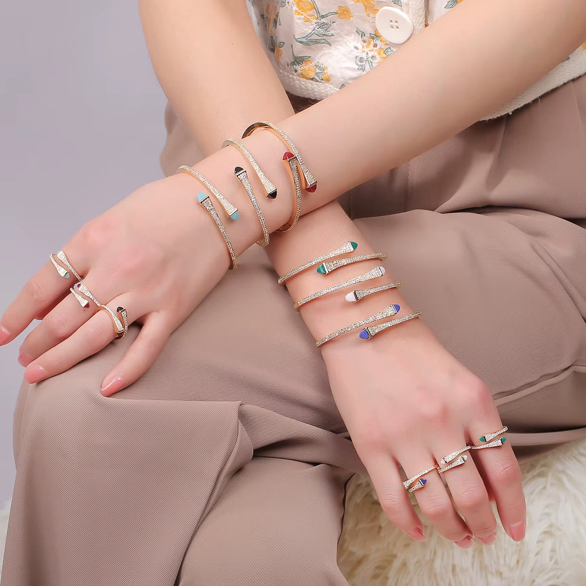 New Luxury Women 2 Pcs Bracelet Ring Set Colorful Resin Gold Cuff Bangle Ring Wedding Party Jewelry Set