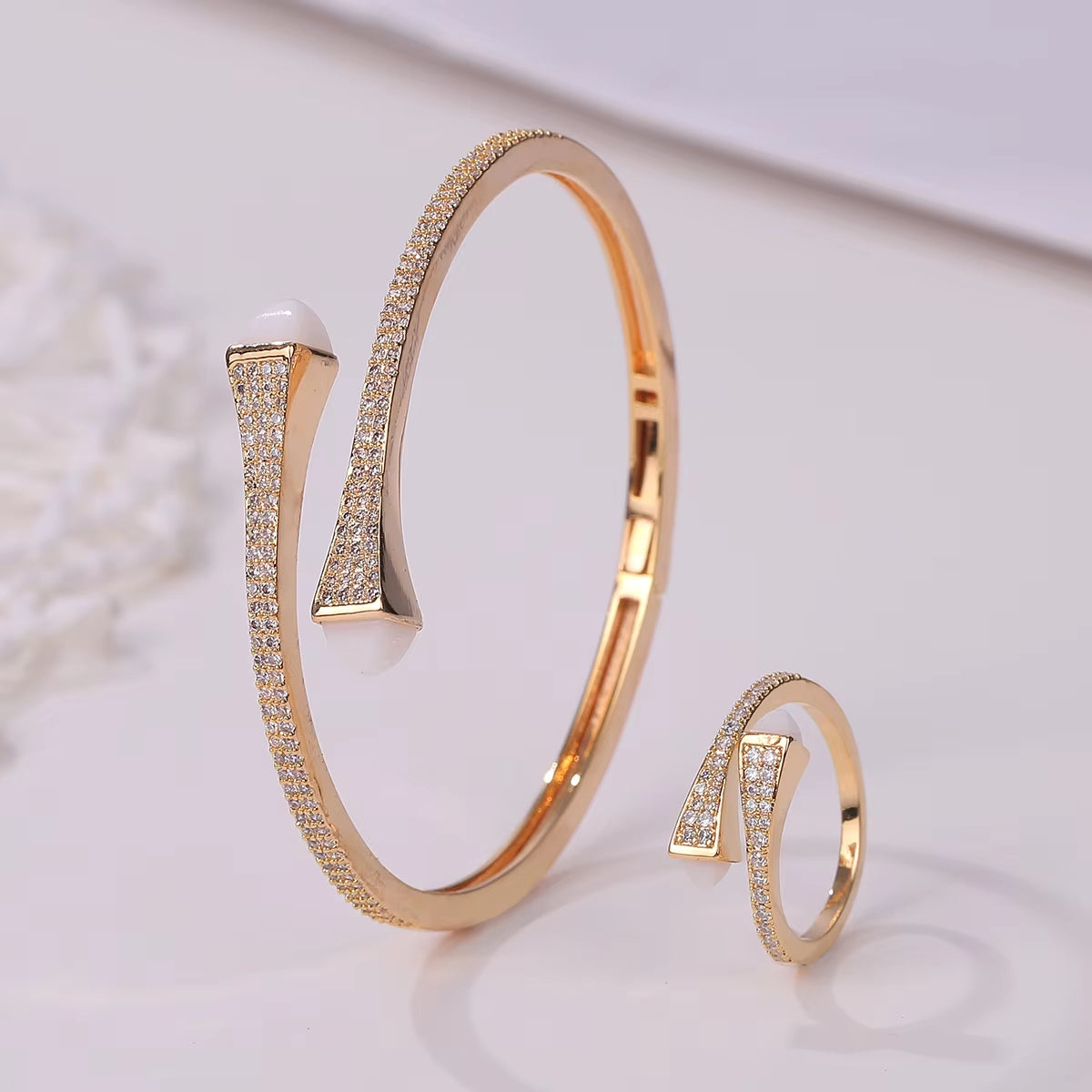 New Luxury Women 2 Pcs Bracelet Ring Set Colorful Resin Gold Cuff Bangle Ring Wedding Party Jewelry Set